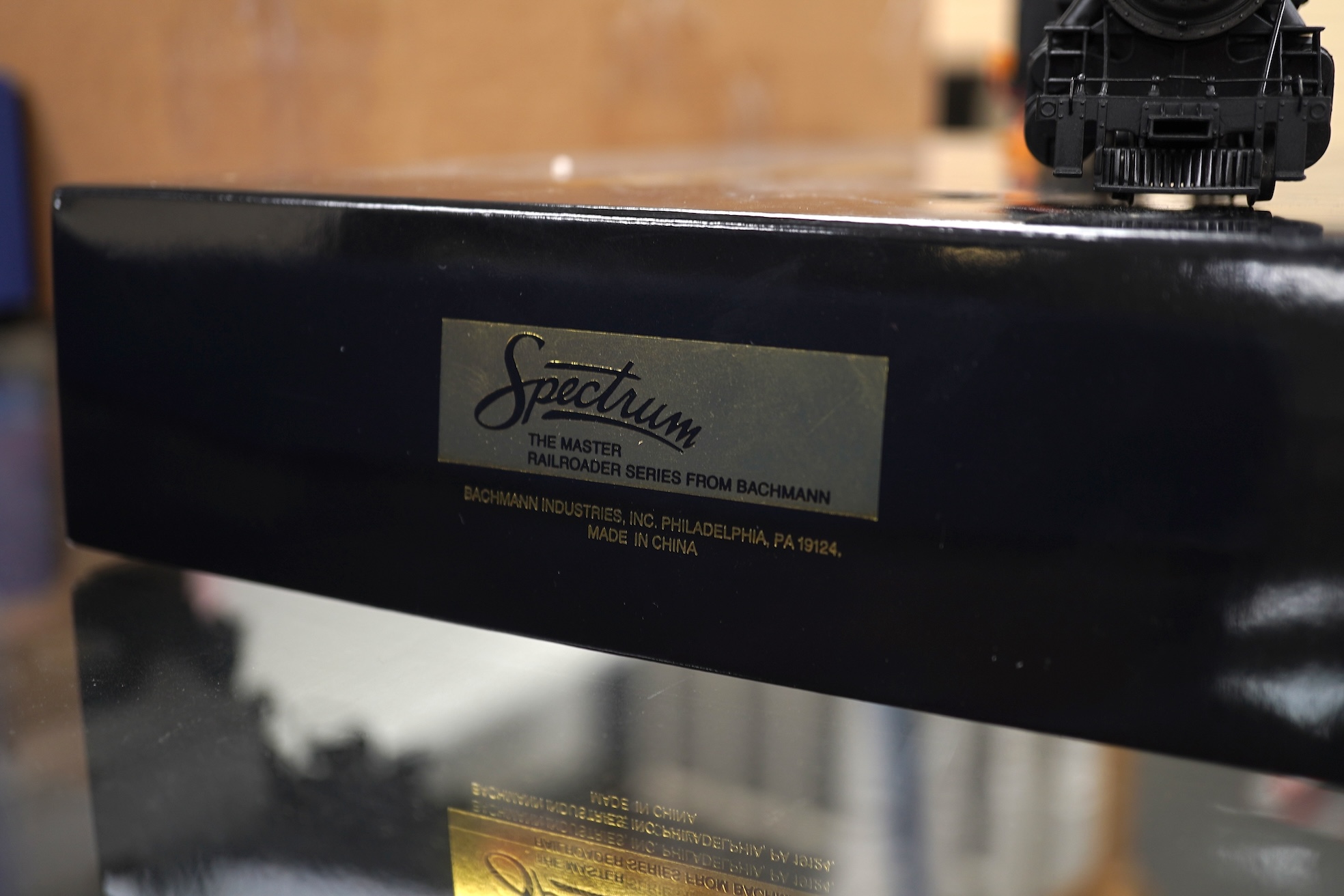 A boxed HO gauge Spectrum by Bachmann (81603) model of Unio Pacific USRA, 7009, 4-8-2 Light Mountain locomotive with bogie tender, powered for two rail operation.
